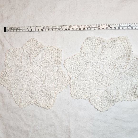 Lot Antique Vintage Doilies - Picture 4 of 5